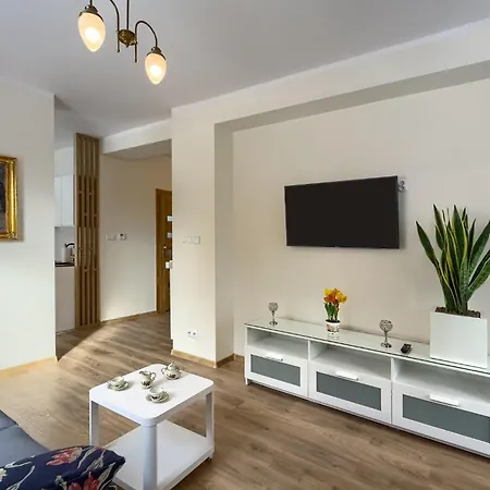 Apartament Tapo *